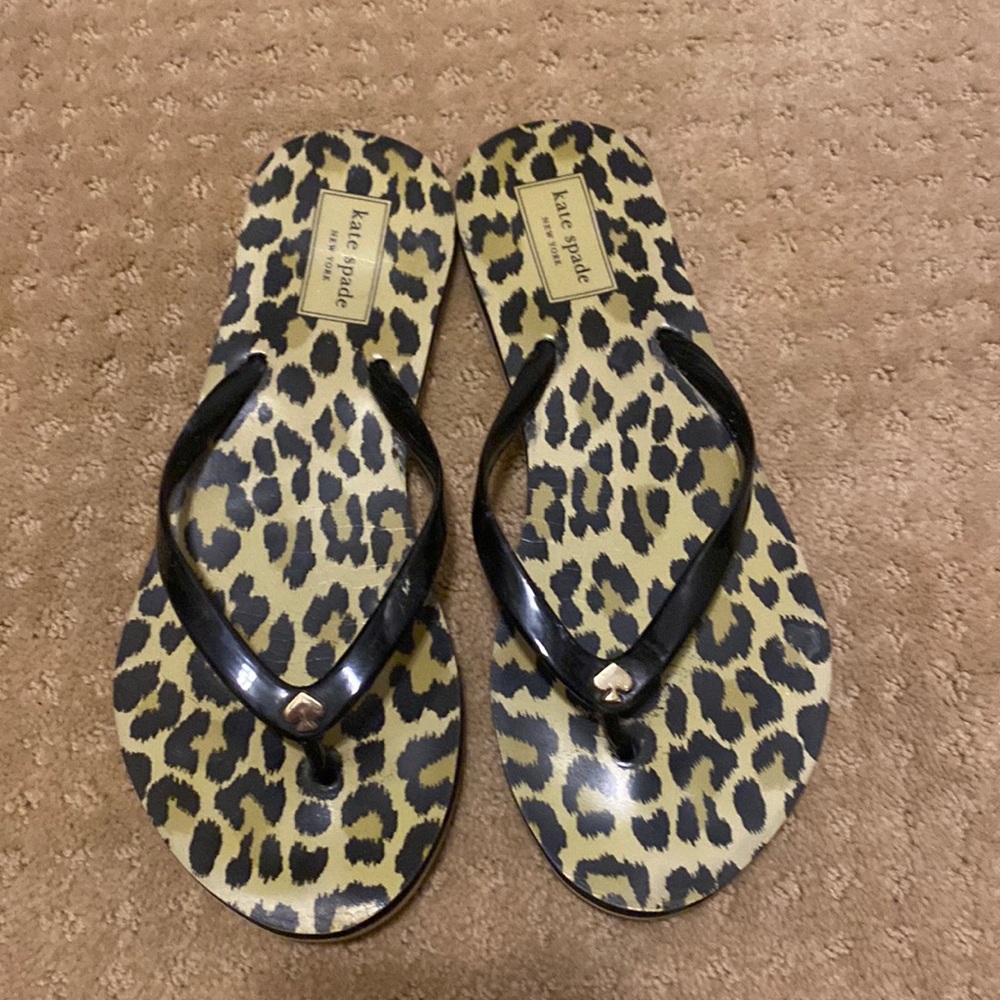 Very cute kate spade sandals
